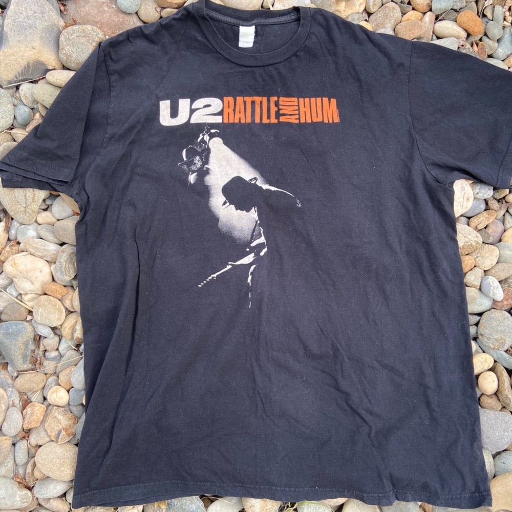 Vintage U2 Battle and Hum tee shirt